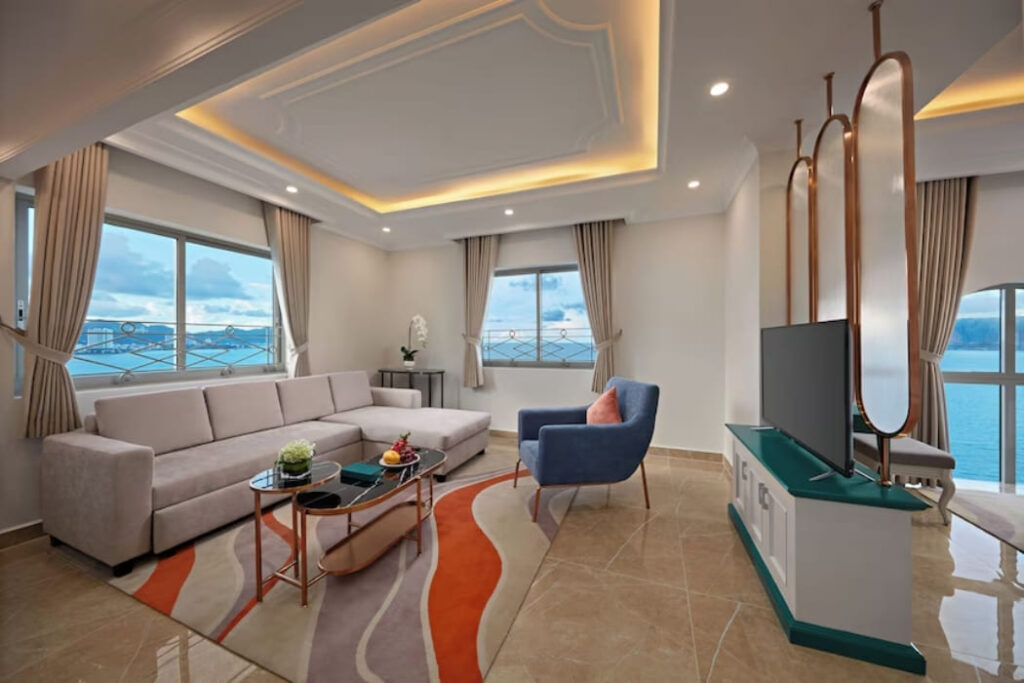 Mercure Nha Trang Beach 酒店外观与海滨环境