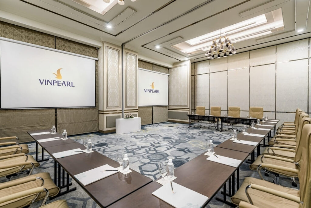 vinpearl beachfront nha trang conference