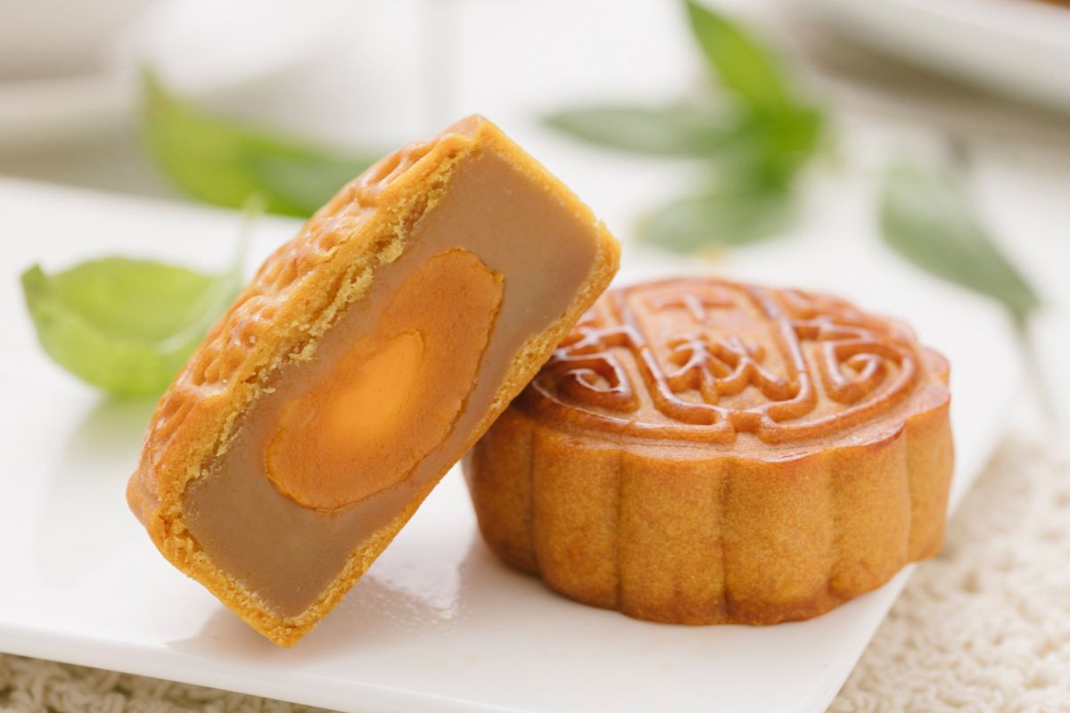 mooncake in mid-autumn
